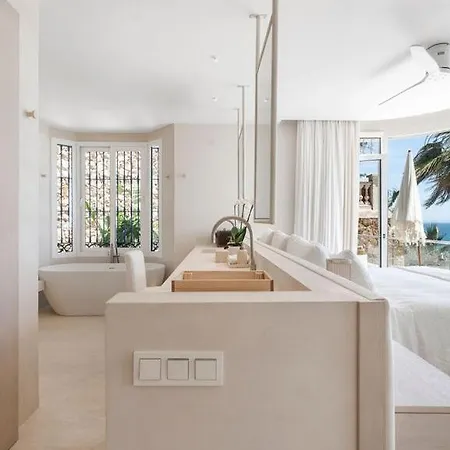 Apartment Waterfront Paradise *
