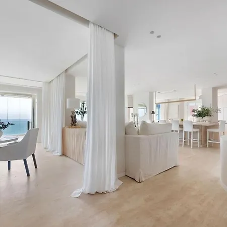Waterfront Paradise *